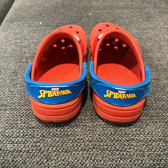 SPIDER-MAN Crocs size 13 ( crocs Size 13) - Picture 2 of 5